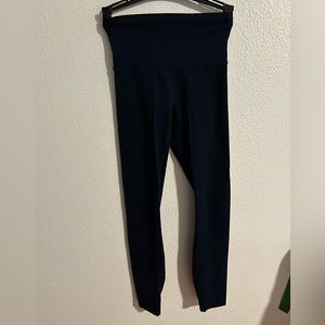 LULULEMON NAVY WUNDER UNDER LEGGINGS